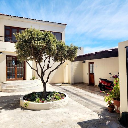 Bed and Breakfast The Tides Simonʼs Town Exterior foto